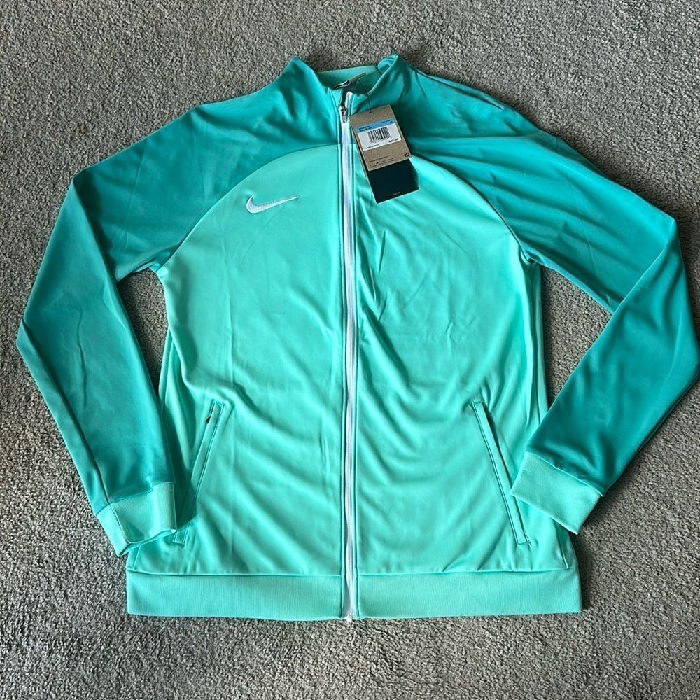 Nike Women’s Dri-Fit Academy Pro Track Jacket 22